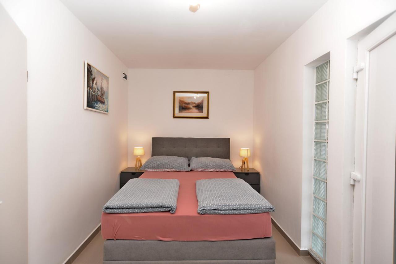 Apartments Volf 1405 Peroj Eksteriør bilde