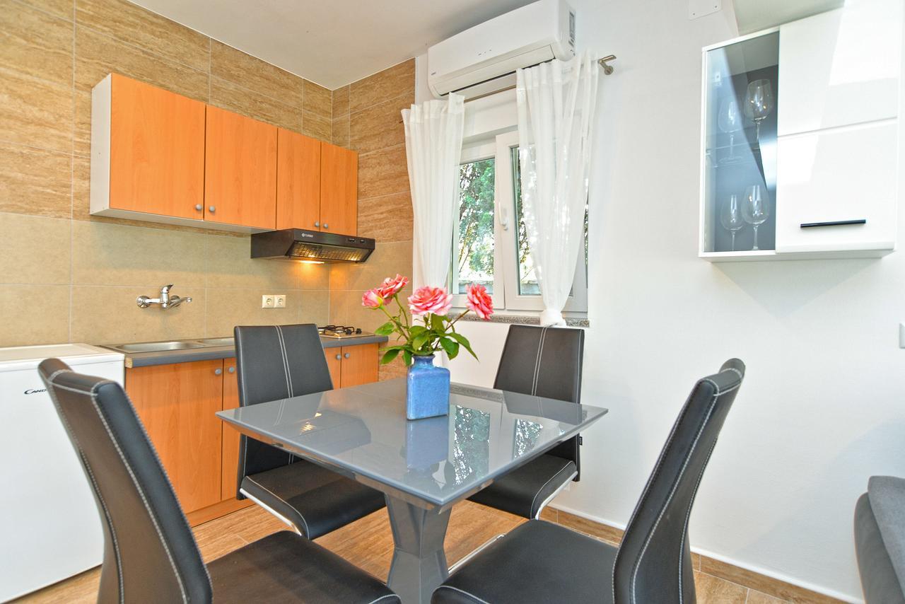 Apartments Volf 1405 Peroj Eksteriør bilde