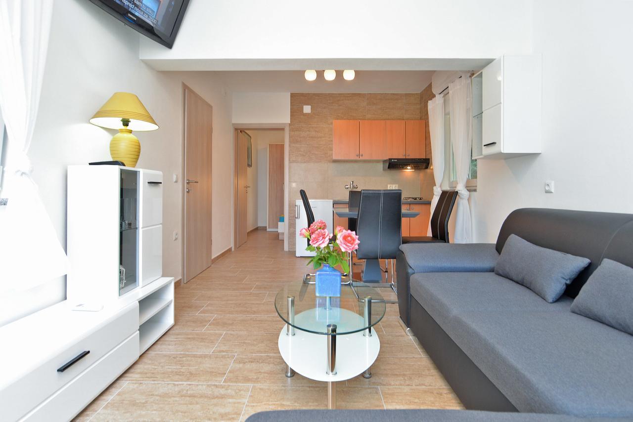Apartments Volf 1405 Peroj Eksteriør bilde